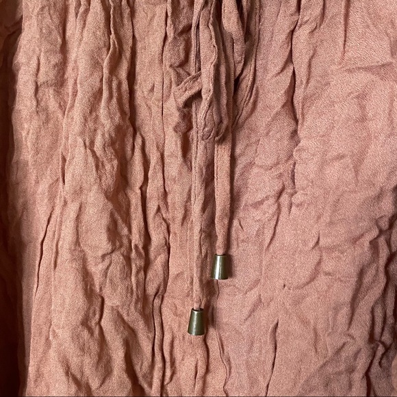 Open shoulder Cognac top - Picture 2 of 4